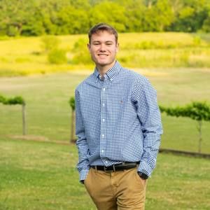 Meet your Posher, Dakota